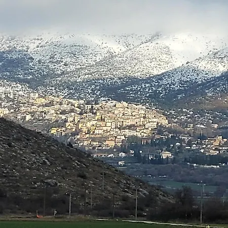 بيت للعطل Casa Adelona Ofena