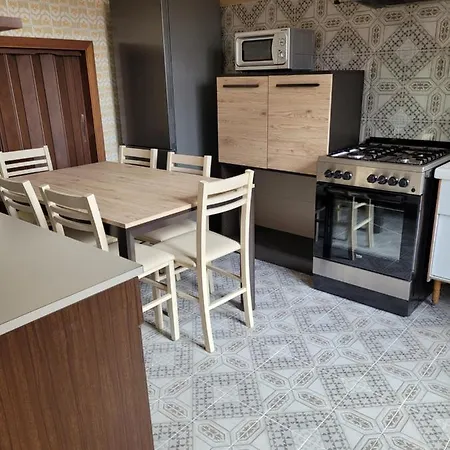 Casa Adelona بيت للعطل Ofena